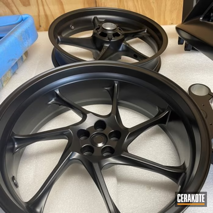 You are currently viewing Ariel Ace Black Wheel Coating